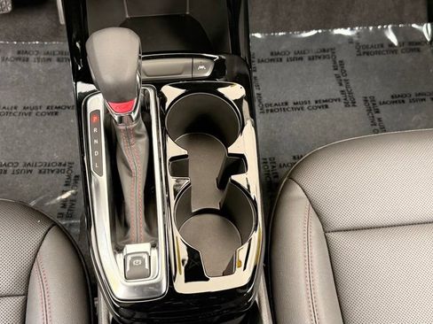 Used 2026 Chevrolet Trax RS FWD image 22