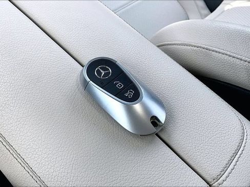 Certified 2023 Mercedes-Benz GLC 300 4MATIC image 39