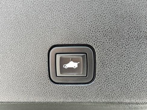 Used 2020 Cadillac XT6 Sport AWD/4WD image 9