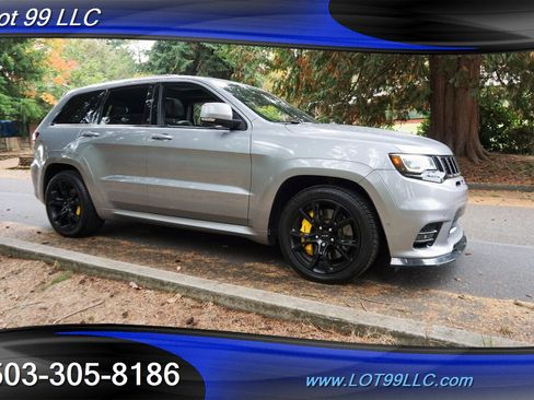 Used 2017 Jeep Grand Cherokee SRT image 40
