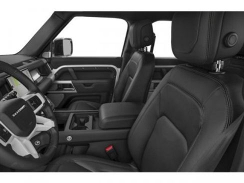 Used 2025 Land Rover Defender 130 S image 9