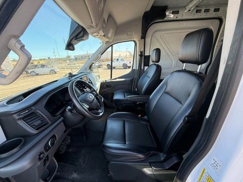 Used 2023 Ford Transit 250 Medium Roof image 13