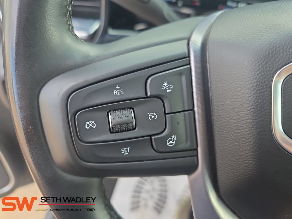 Used 2025 GMC Sierra 1500 SLT AWD/4WD image 18