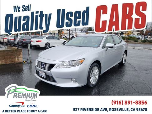 Used 2013 Lexus ES 300h image 1