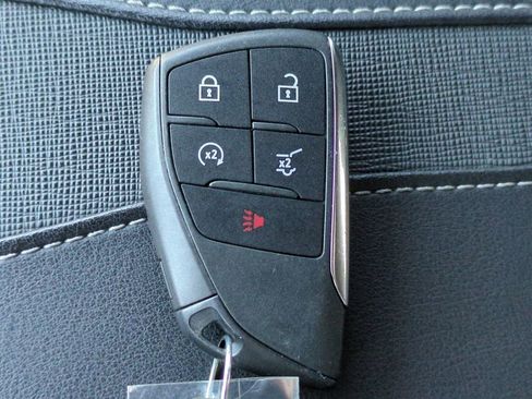 Used 2025 Buick Enclave Preferred image 31