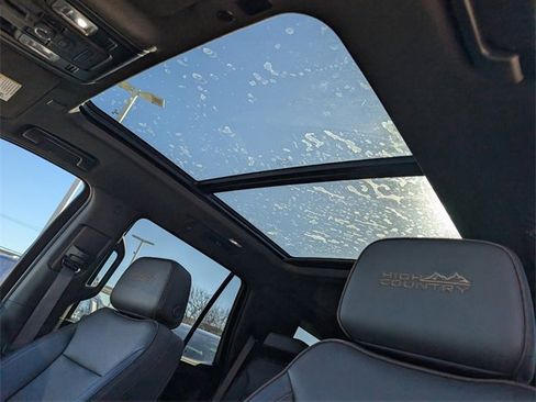 Used 2024 Chevrolet Tahoe High Country image 26