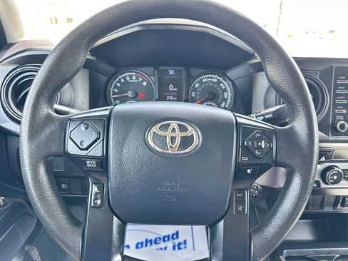 Used 2020 Toyota Tacoma SR AWD/4WD image 10