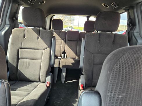 Used 2014 Dodge Grand Caravan SE w/ Quick Order Package 29E SE FWD image 8