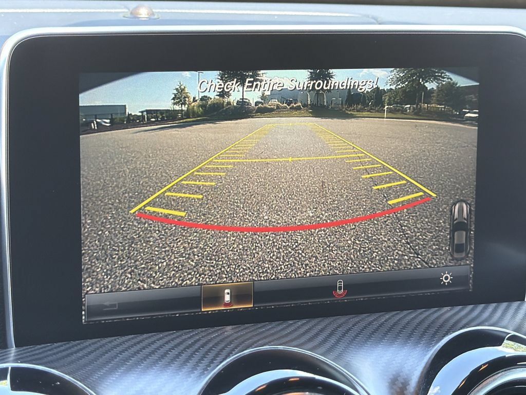 Used 2018 Mercedes-Benz AMG GT Roadster image 27