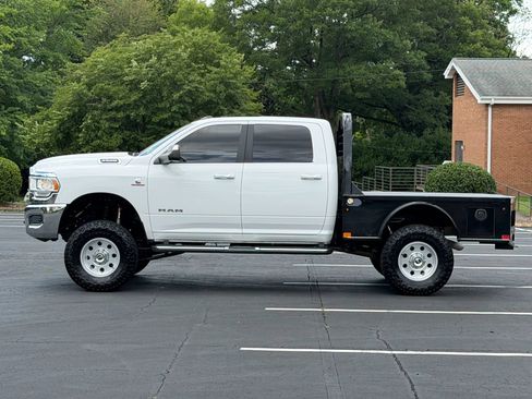 Used 2019 RAM 2500 Big Horn AWD/4WD image 2