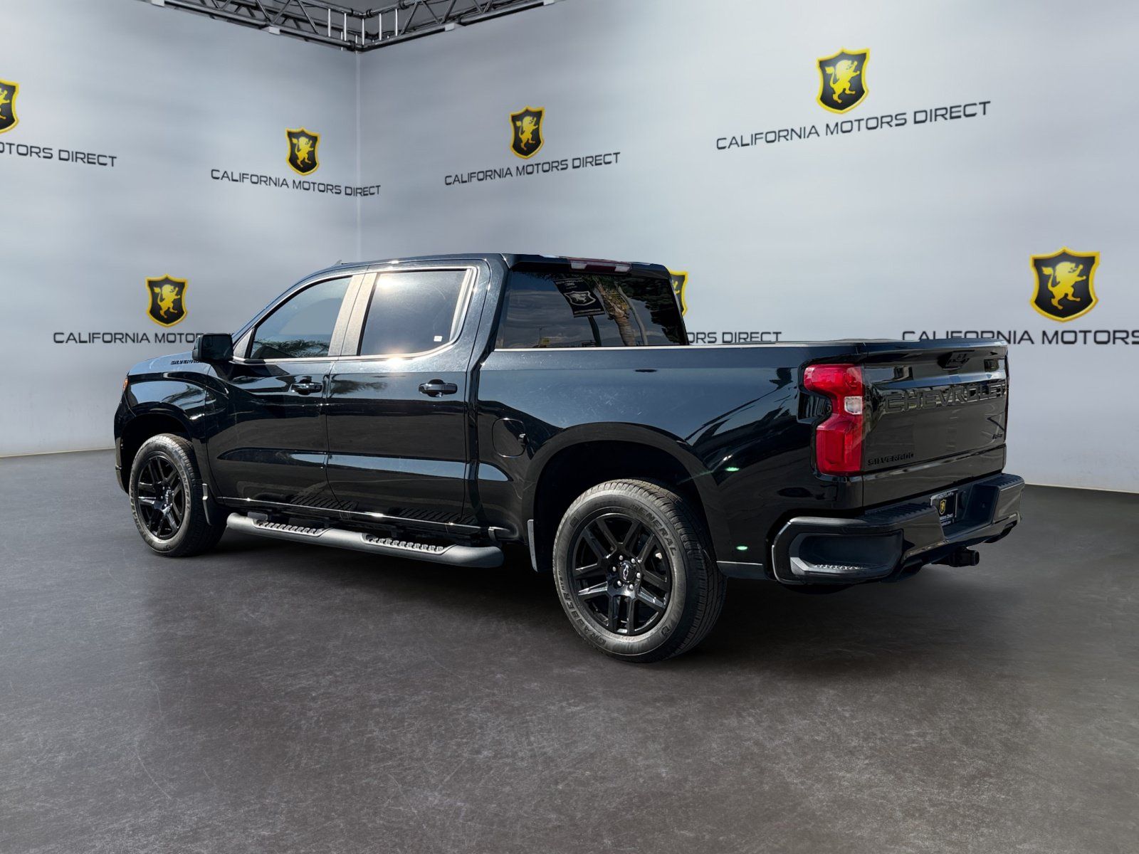 Used 2023 Chevrolet Silverado 1500 RST w/ Rally Edition RWD image 3