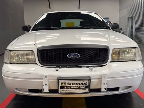 Used 2009 Ford Crown Victoria Police Interceptor RWD image 6