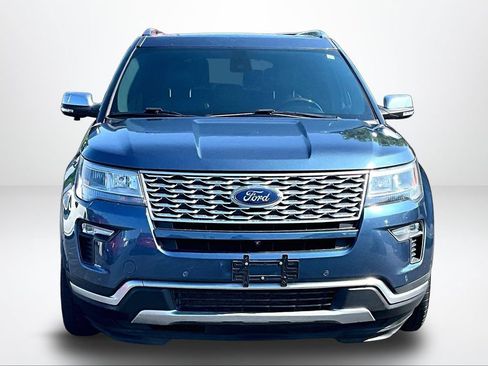 Used 2019 Ford Explorer Platinum AWD/4WD image 4