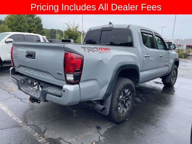 Used 2019 Toyota Tacoma TRD Off-Road w/ Technology Package AWD/4WD image 11