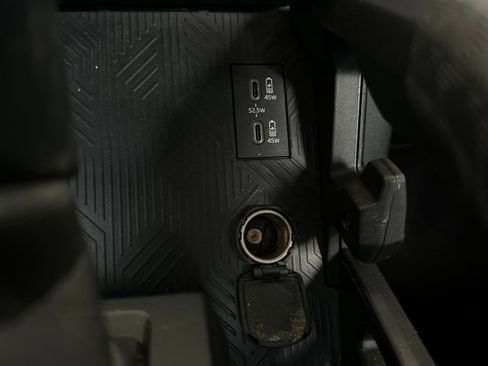 Used 2024 Toyota Tacoma TRD Sport image 26