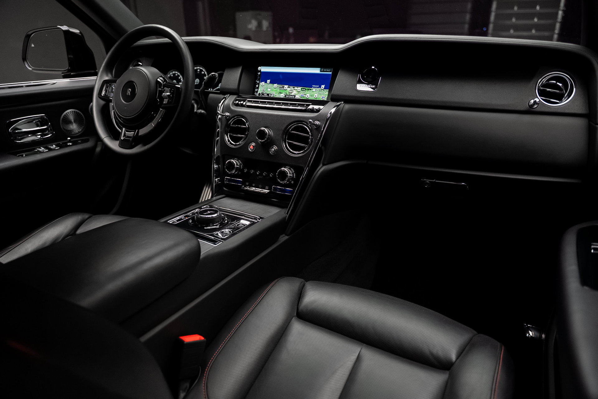 Used 2022 Rolls-Royce Cullinan w/ Technology Package AWD/4WD image 62