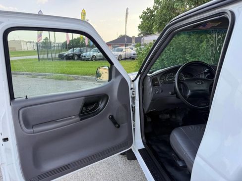 Used 2002 Ford Ranger XLT image 12