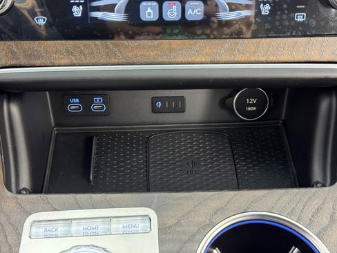 Used 2025 Genesis GV80 2.5T Advanced image 34