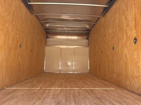 New 2025 Chevrolet Express 4500 w/ Power Convenience Package RWD image 9
