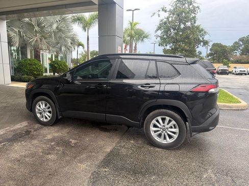 Certified 2026 Toyota Corolla Cross LE FWD image 4