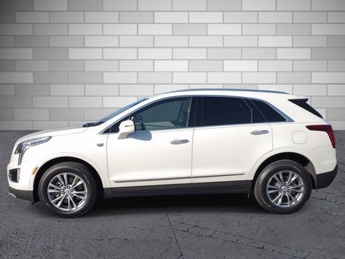 Certified 2023 Cadillac XT5 Premium Luxury image 2