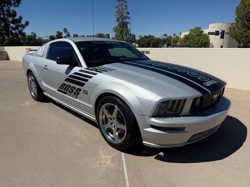 Used 2006 Ford Mustang GT Premium RWD image 17