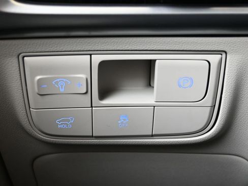 New 2026 Hyundai Tucson Limited image 24