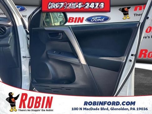Used 2018 Toyota RAV4 LE w/ All Weather Liner Package AWD/4WD image 28