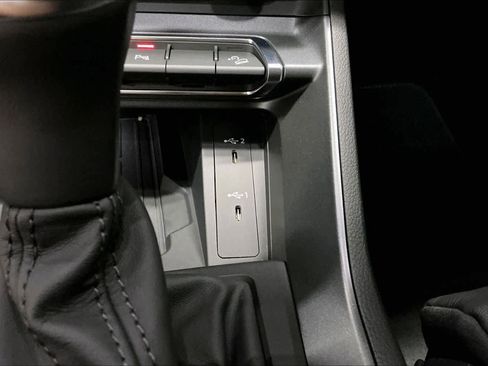 Used 2025 Audi Q3 2.0T Premium w/ Convenience Package image 34