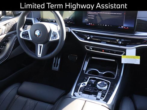 New 2026 BMW X7 M60i image 18