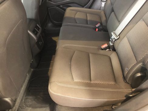 Used 2024 GMC Terrain SLE w/ Driver Convenience Package image 14