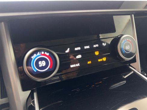 Used 2023 Land Rover Range Rover SE image 65