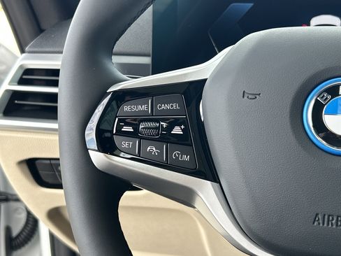 New 2026 BMW i4 xDrive40i w/ Premium Package image 30