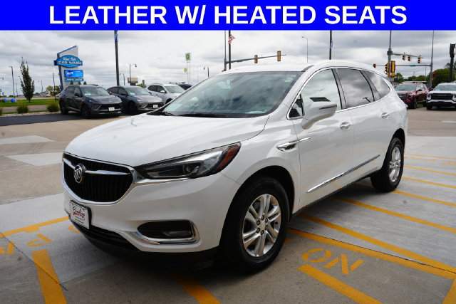 Used 2018 Buick Enclave Essence AWD/4WD image 4