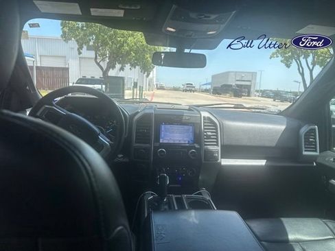Used 2019 Ford F150 Lariat w/ Equipment Group 502A Luxury AWD/4WD image 9