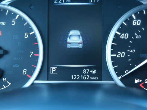 Used 2016 Nissan Sentra SR image 4