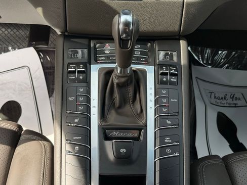 Used 2015 Porsche Macan S AWD/4WD image 20