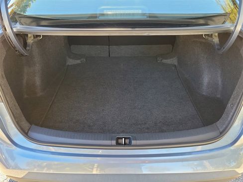 Used 2025 Toyota Corolla LE image 8