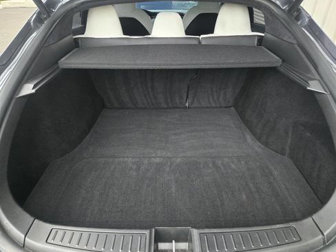 Used 2020 Tesla Model S Performance image 22
