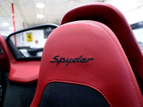 Used 2023 Porsche 718 Boxster Spyder RWD image 27