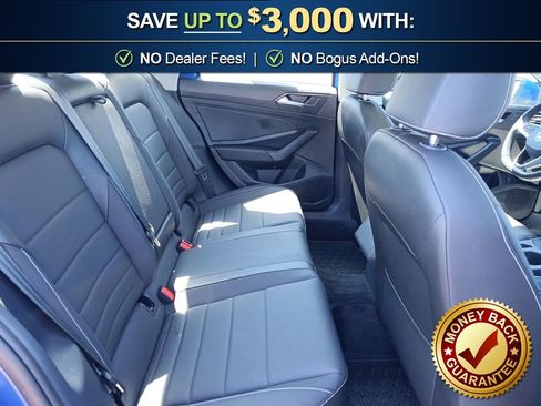 Used 2024 Volkswagen Jetta SE w/ Panoramic Sunroof Package FWD image 22