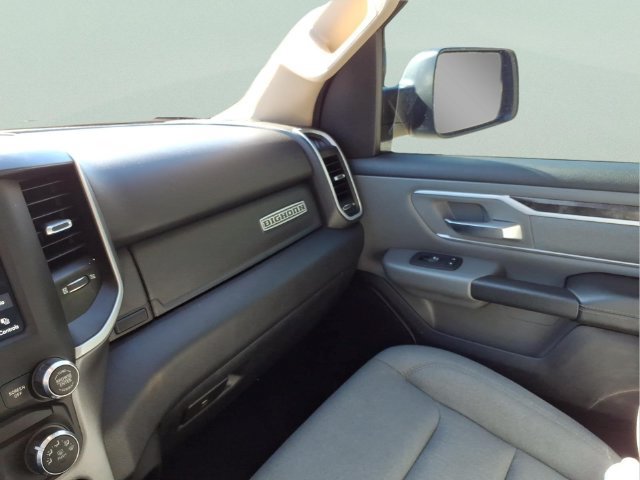 Used 2020 RAM 1500 Big Horn AWD/4WD image 25