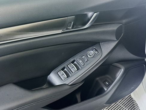Used 2020 Honda Accord Sport image 15
