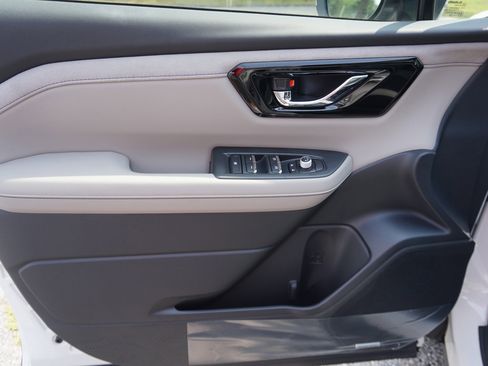 New 2026 Subaru Forester Limited AWD/4WD image 7