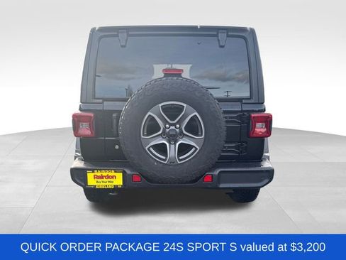 Used 2018 Jeep Wrangler Unlimited Sport S image 7