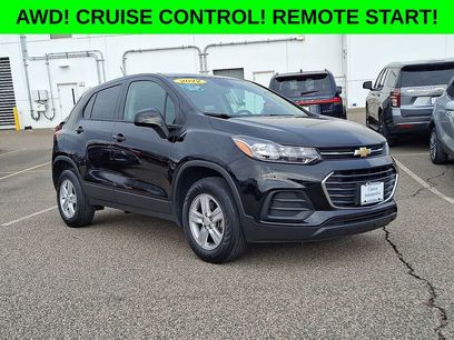 Used 2022 Chevrolet Trax LS w/ Tint and Cruise Package