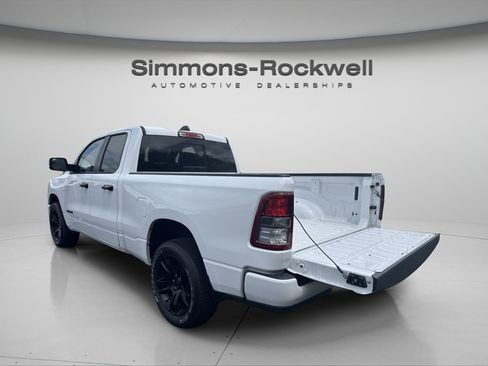 Used 2023 RAM 1500 Big Horn AWD/4WD image 3