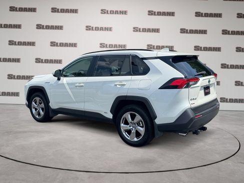 Used 2021 Toyota RAV4 XLE Premium AWD/4WD image 3