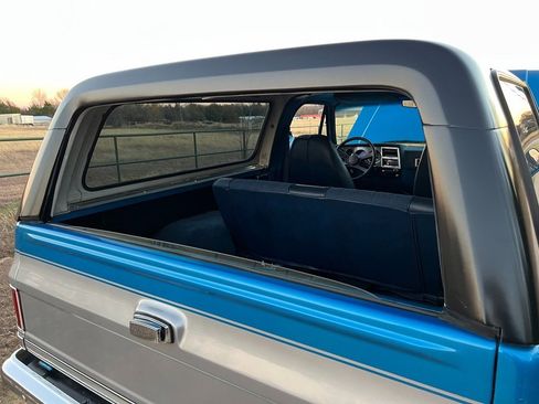 Used 1988 Chevrolet Blazer 4WD image 27