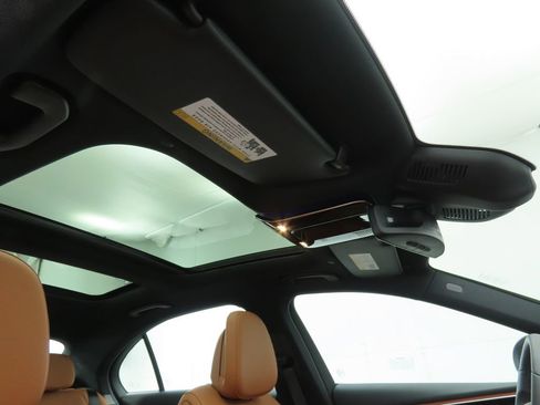 Certified 2025 Mercedes-Benz C 300 Sedan image 18